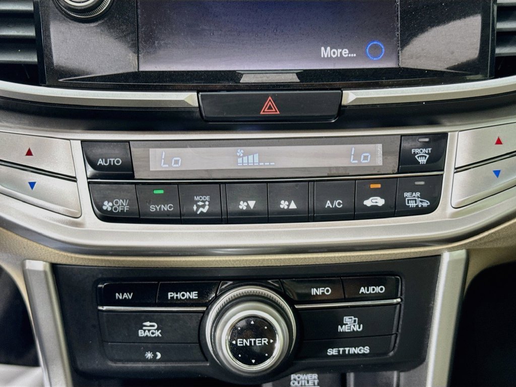 Used 2015 White Orchid Pearl Honda Touring image 18