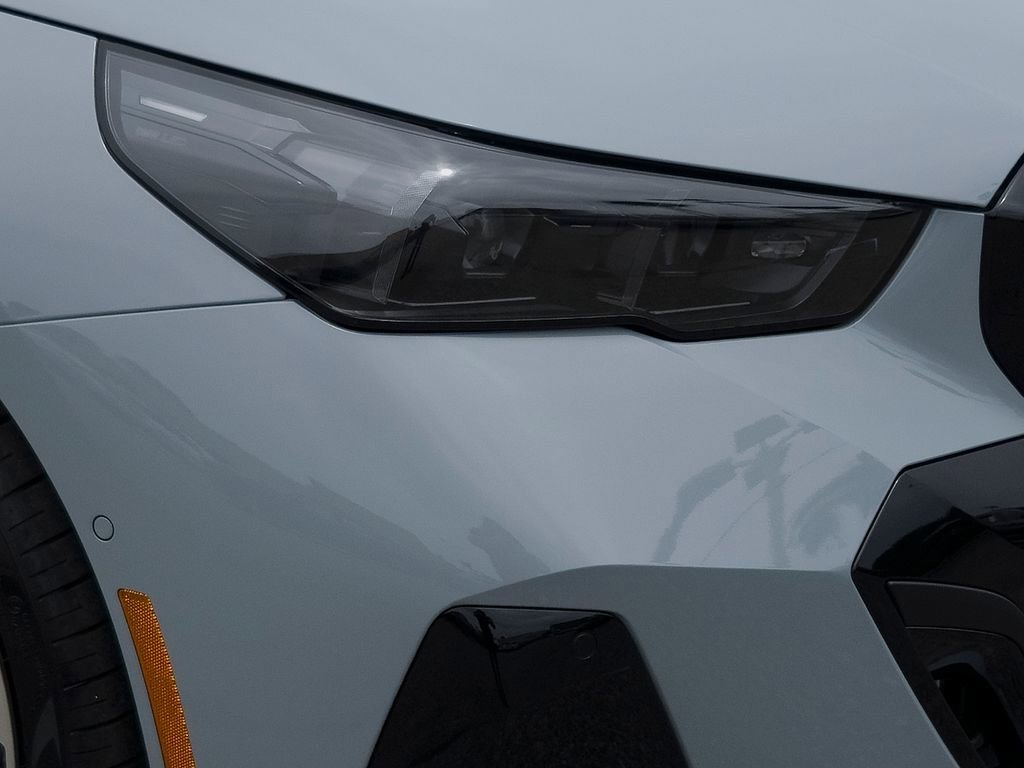 New 2027 Brooklyn Grey Metallic BMW 550e xDrive image 6