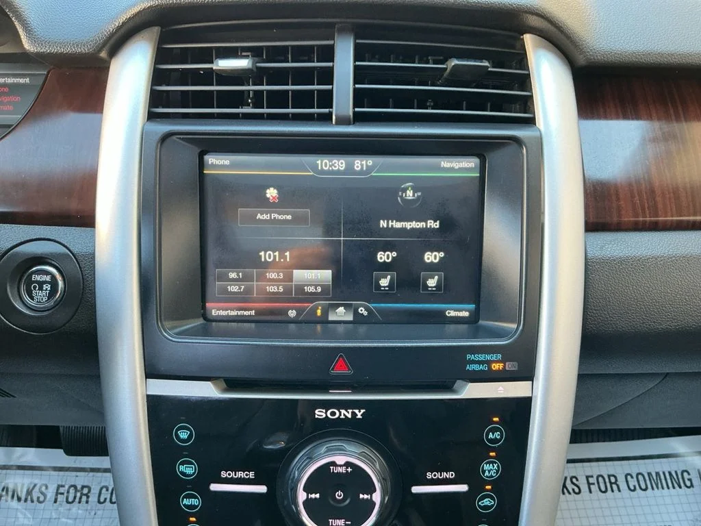 Used 2011 White Ford Limited image 15