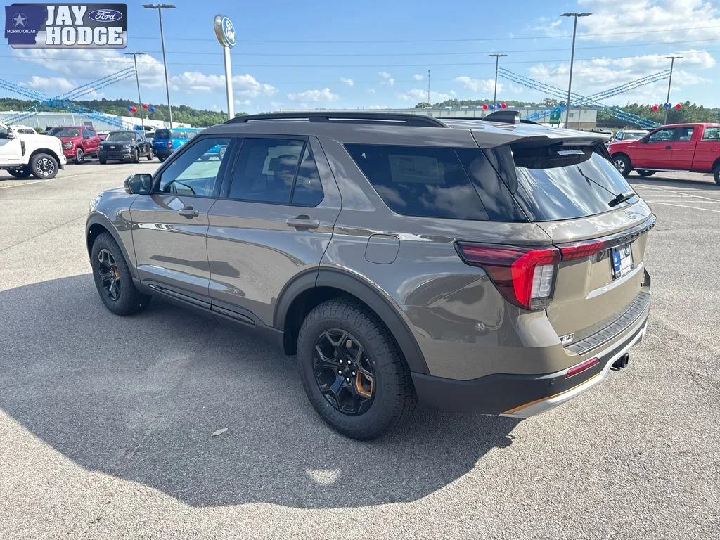 New 2026 Marsh Gray Ford Tremor® image 5
