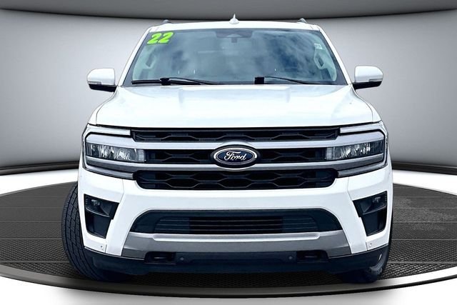 Used 2022 Ford Expedition XLT with VIN 1FMJU1JT5NEA18300 for sale in Kansas City