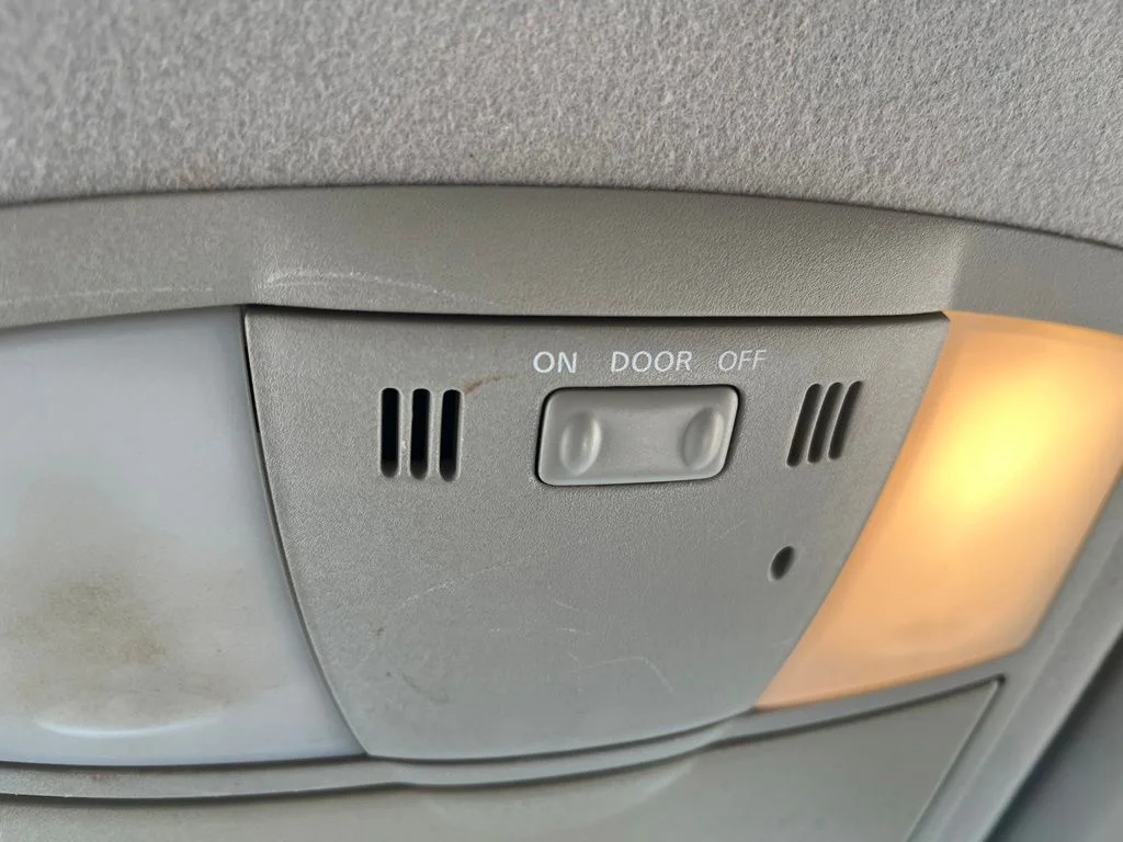 Used 2010 White Nissan S image 19