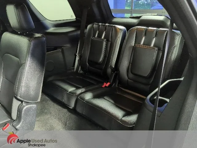 Used 2016 Black Ford XLT image 32