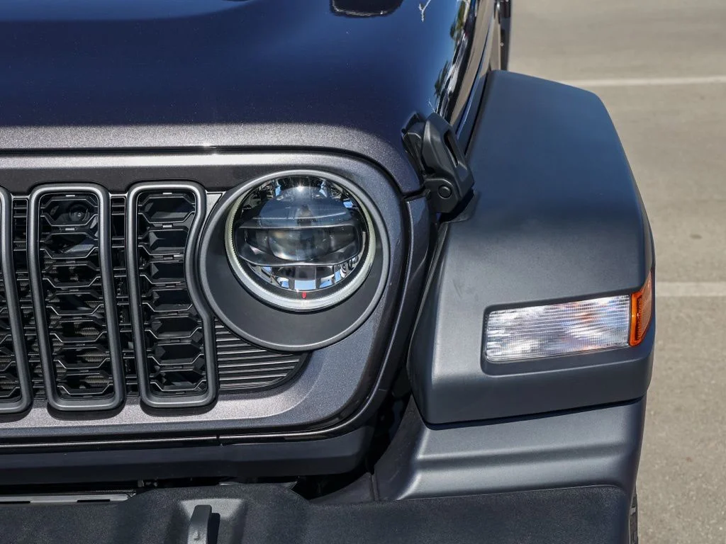 New 2026 Granite Crystal Metallic Clear-Coat Exterior Paint Jeep Sport S image 10