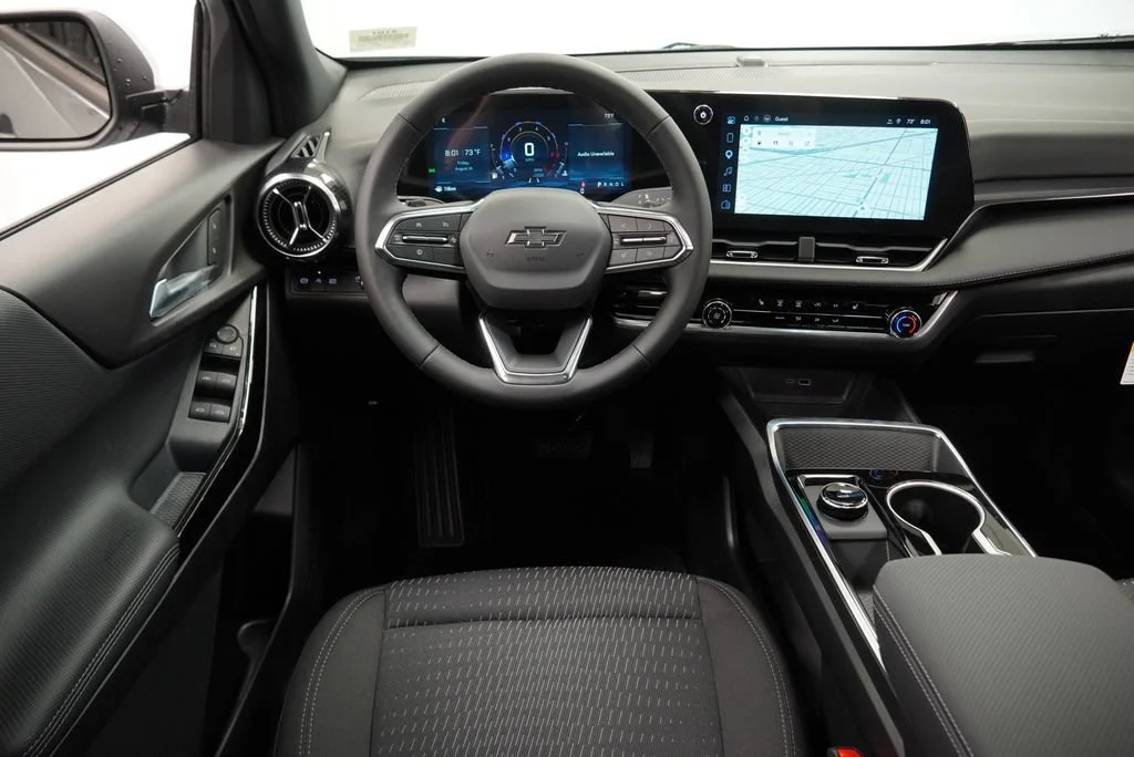 2027 Chevrolet Equinox LT - Photo 13