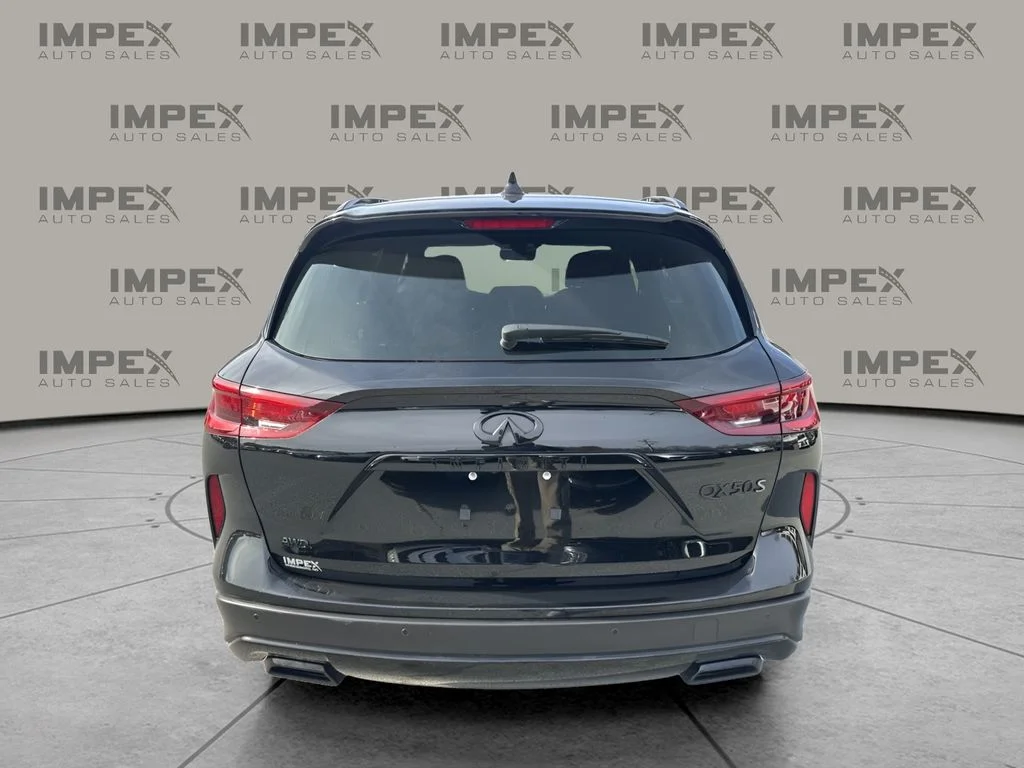 Used 2025 Black INFINITI SPORT image 4