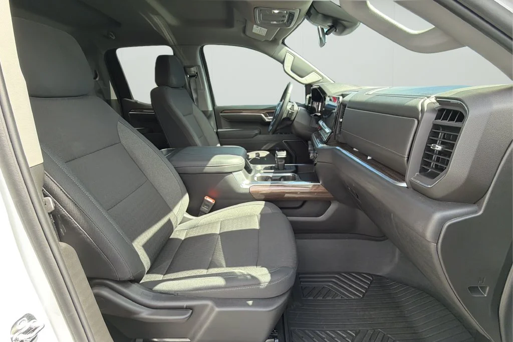 2026 Chevrolet Silverado 1500 RST - Photo 14