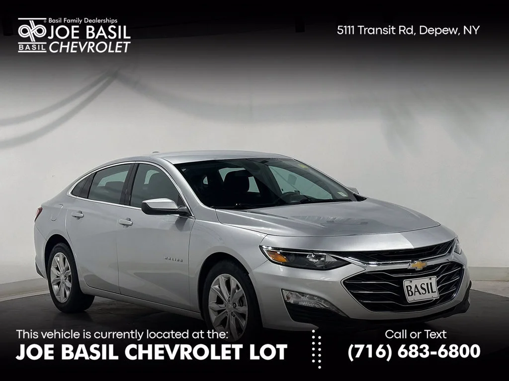 Used 2020 SILVER ICE METALLIC Chevrolet LT image 1