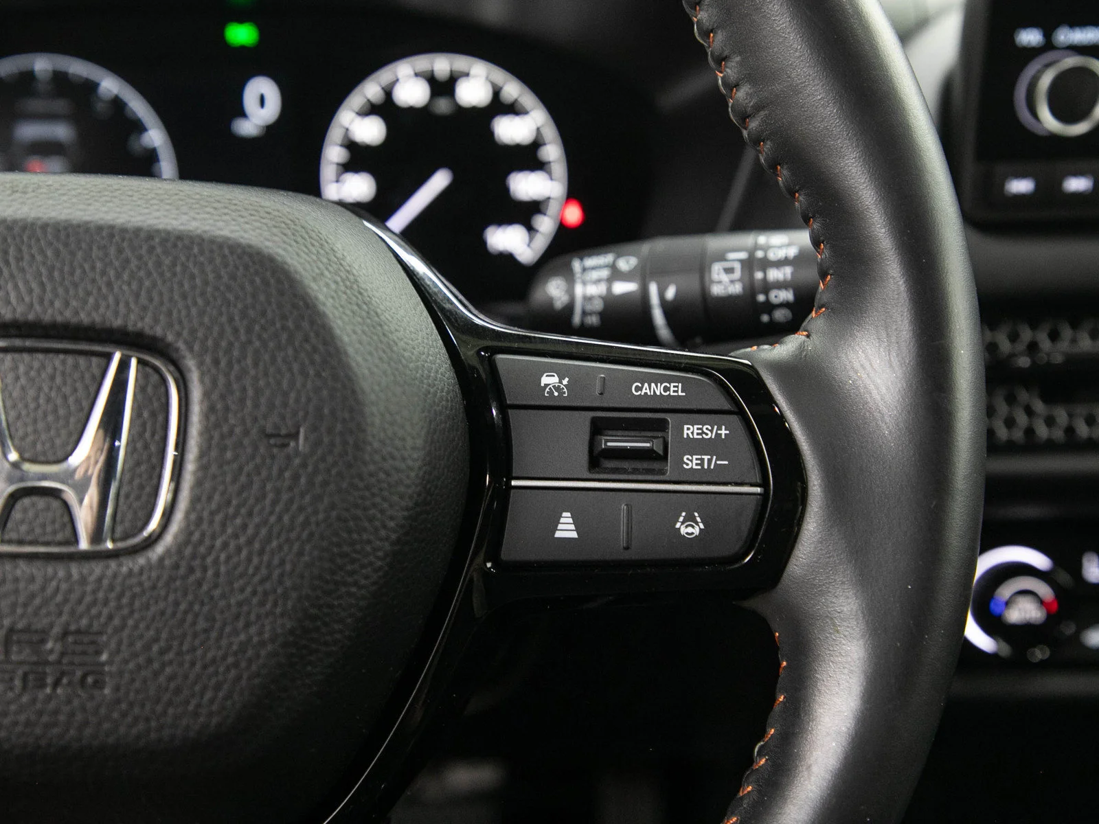 Used 2024  Honda Sport image 24