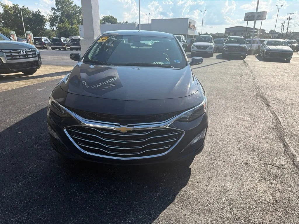 Used 2025 Chevrolet Malibu 1LT with VIN 1G1ZD5ST5SF139999 for sale in Danville, VA