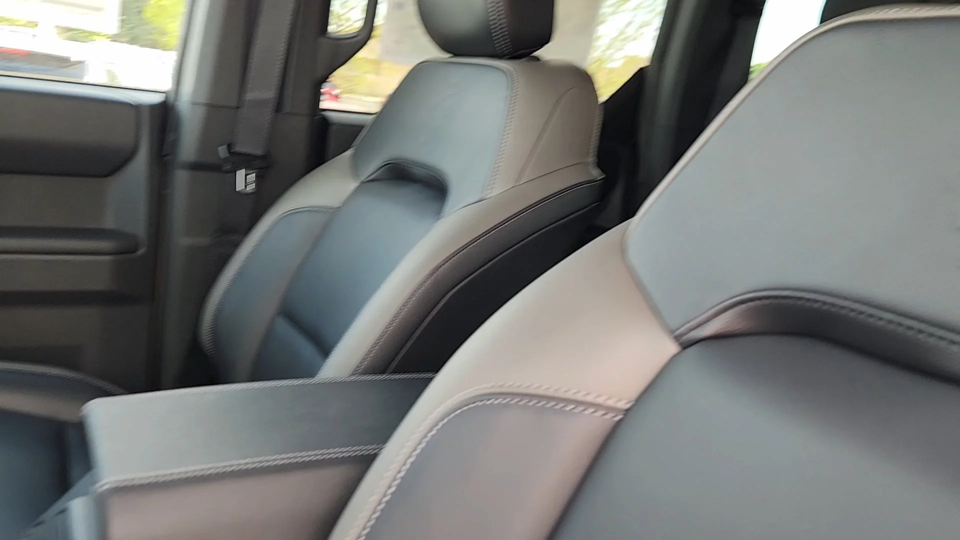 New 2026 Marsh Gray Ford Outer Banks image 32