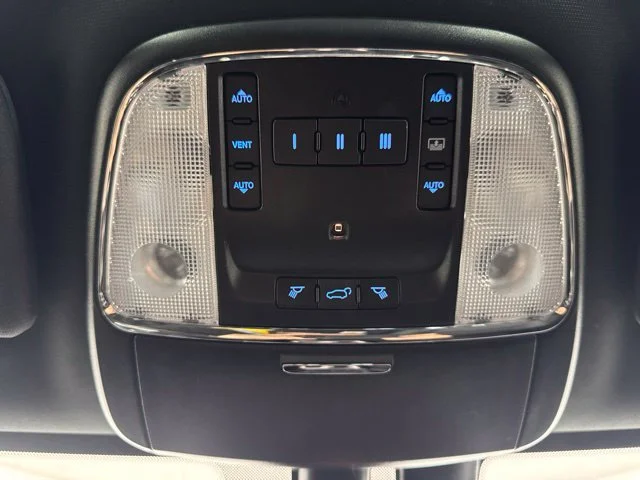 Certified Used 2018 Diamond Black Jeep Limited image 14
