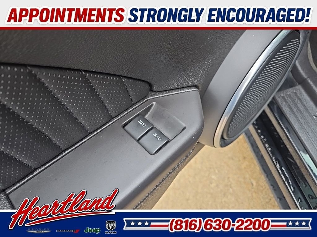 Used 2013 Black Ford Shelby GT500 image 37