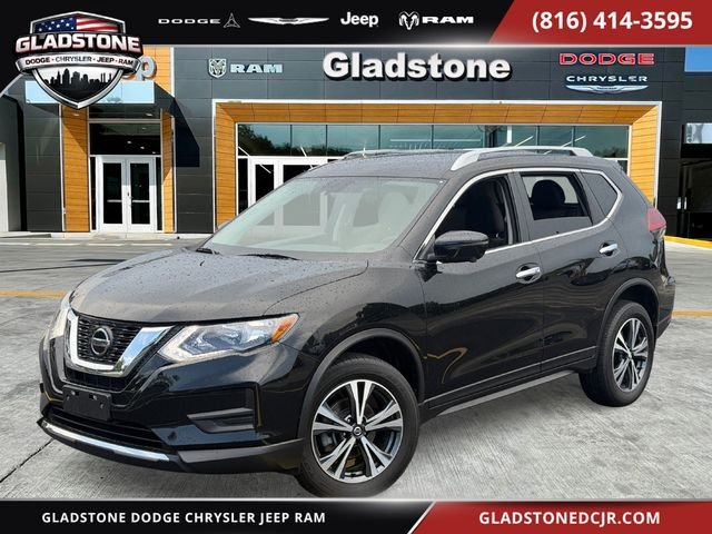 Used 2019 Black Nissan SV image 1