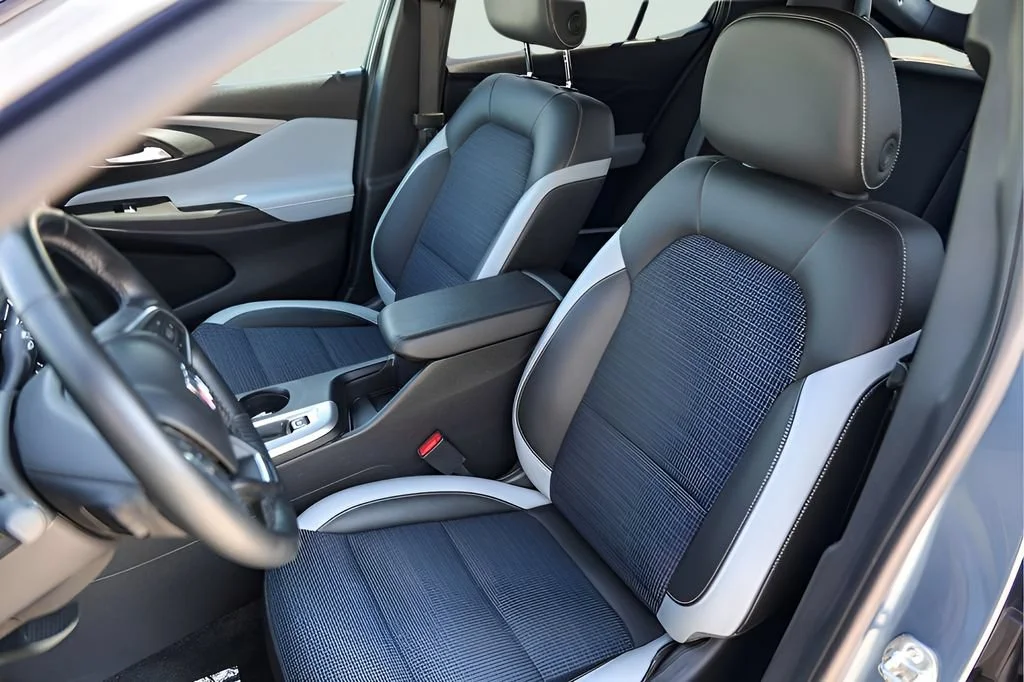 Used 2024 Ocean Blue Metallic Buick Preferred image 10
