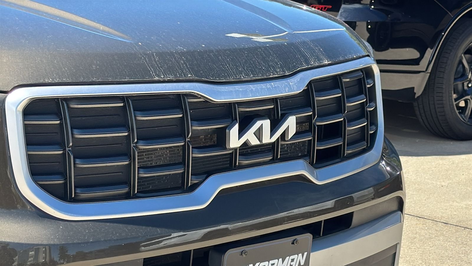 Used 2025 Green Kia S image 3