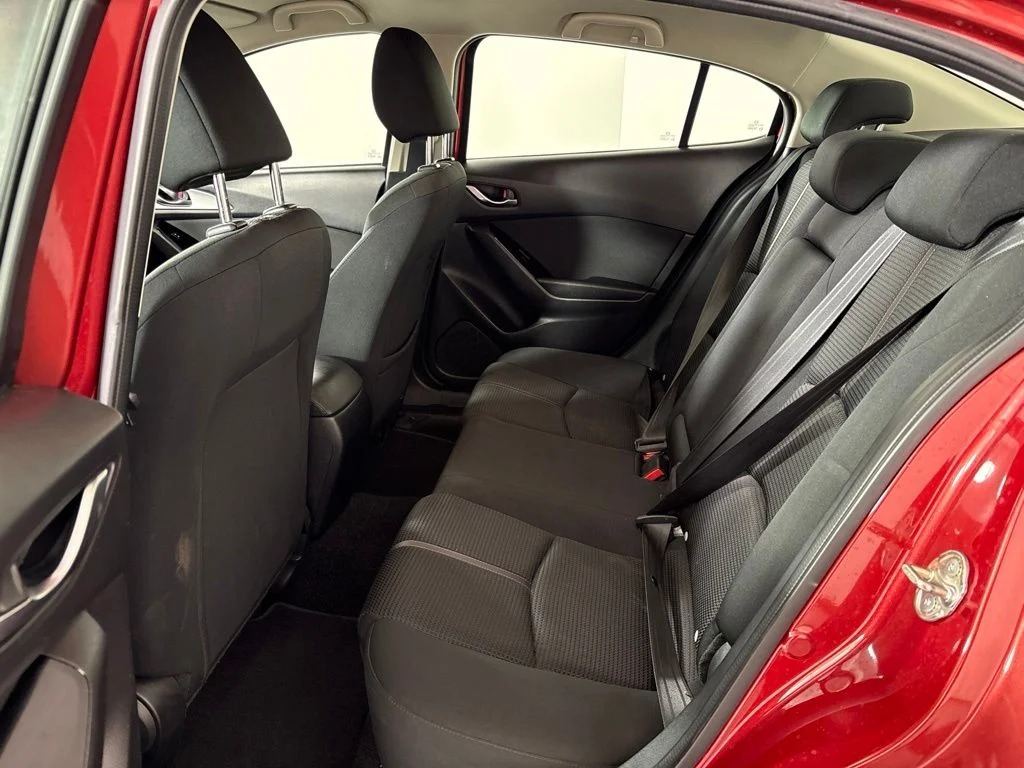 Used 2017 Red Mazda Sport image 21