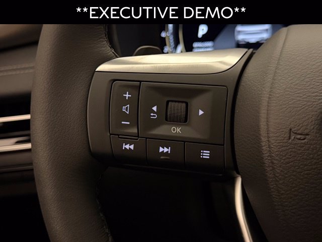 Certified Used 2026 Black Obsidian INFINITI PURE image 38