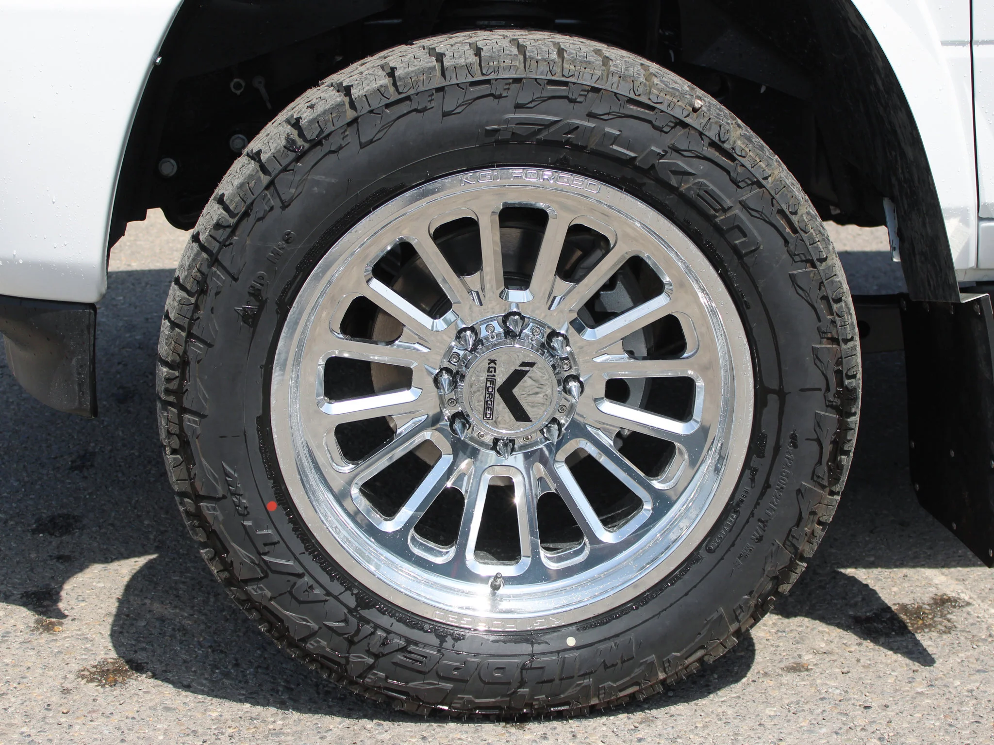 New 2026 White RAM Limited Longhorn*, 2 Inch BDS Lift, Forged 22 Inch Wheels, 35 Inch Tires image 4