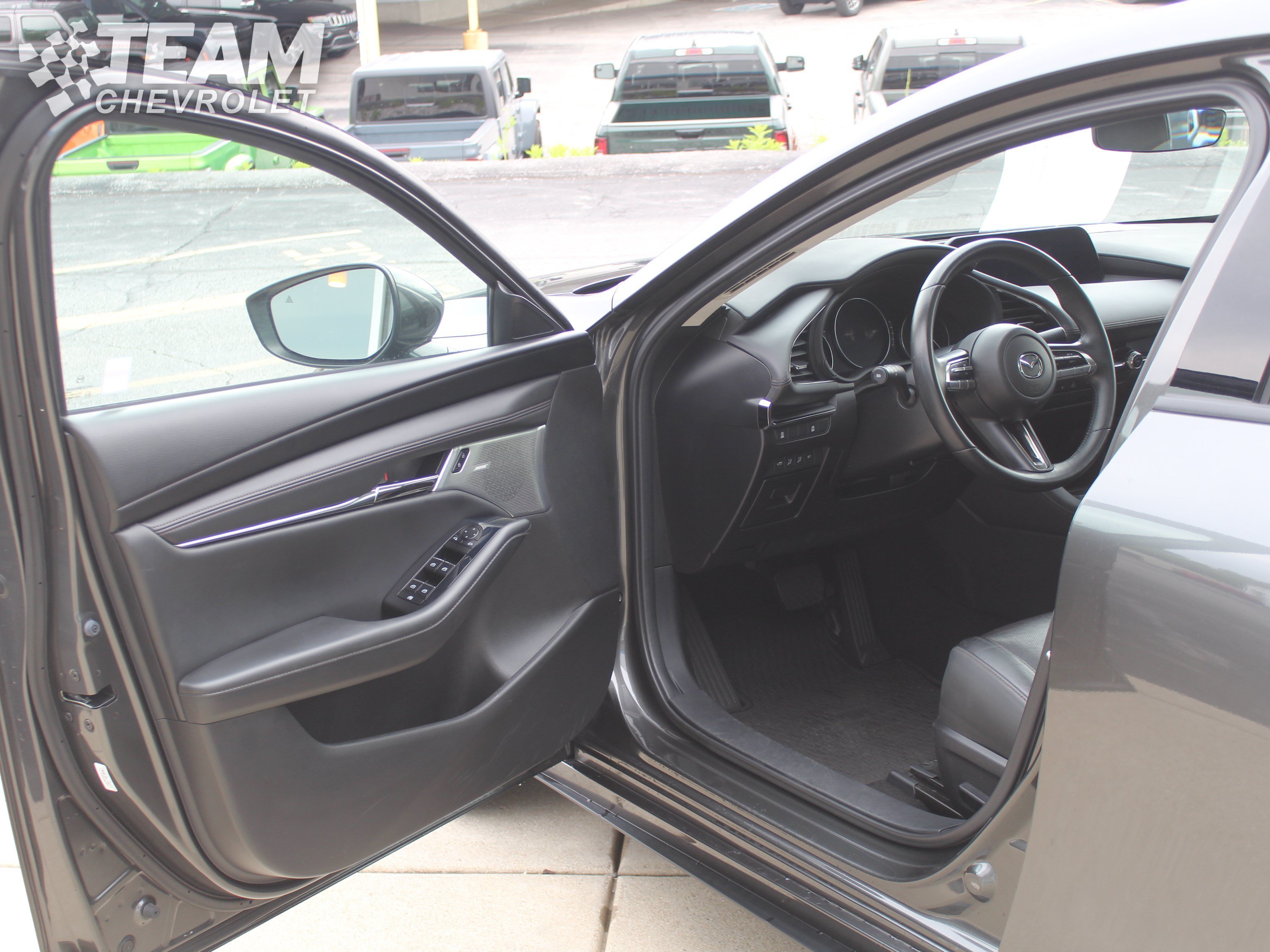2023 Mazda Mazda3 Premium - Photo 10
