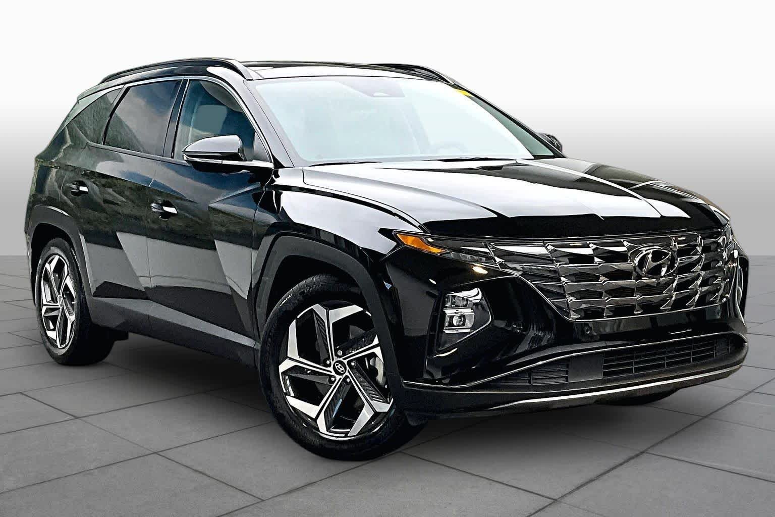 Used 2024 Black Pearl Hyundai Limited image 2