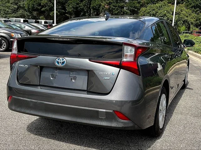 Used 2019 Gray Toyota L image 4