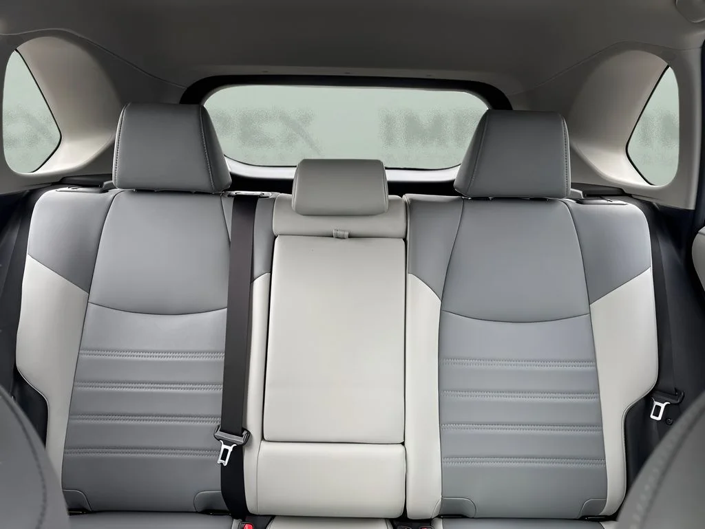 Used 2023 Beige Toyota XLE Premium image 12