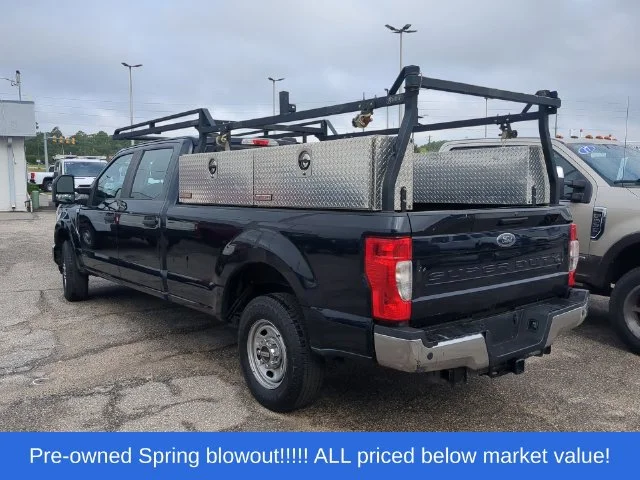 Used 2021 Blue Ford XL image 3