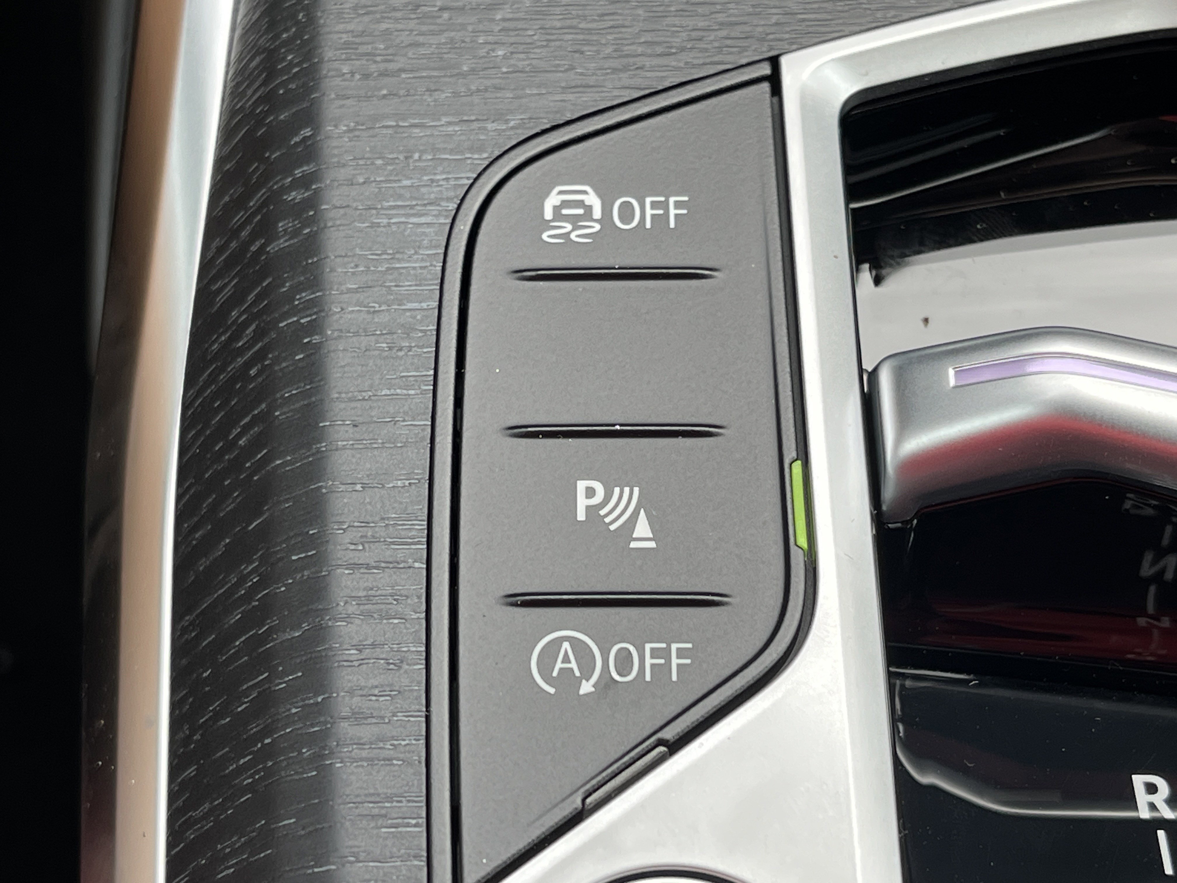 2026 BMW 3 Series 330i - Photo 10