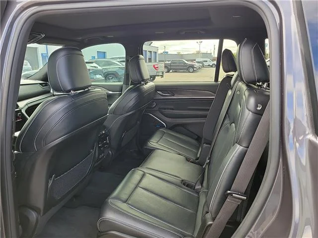 Used 2022 Baltic Gray Metallic Clearcoat Jeep Overland 4x4 image 8
