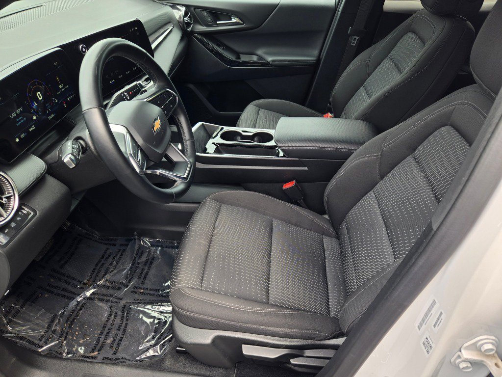 2025 Chevrolet Equinox LT - Photo 20