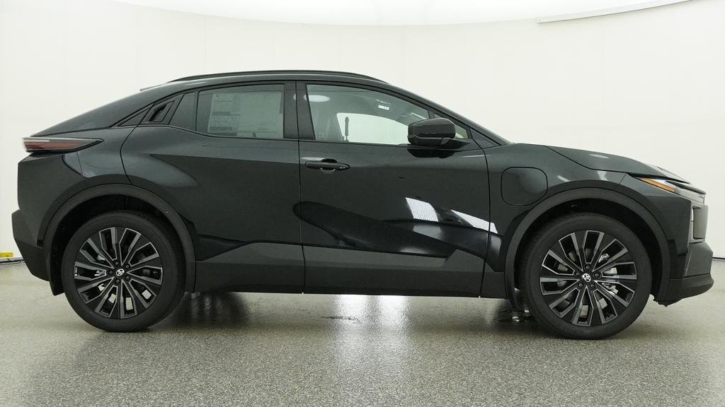 New 2026 Midnight Black Met Toyota XSE image 30
