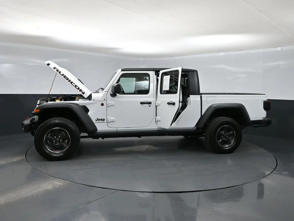Used 2023 Bright White Clearcoat Jeep Rubicon image 41
