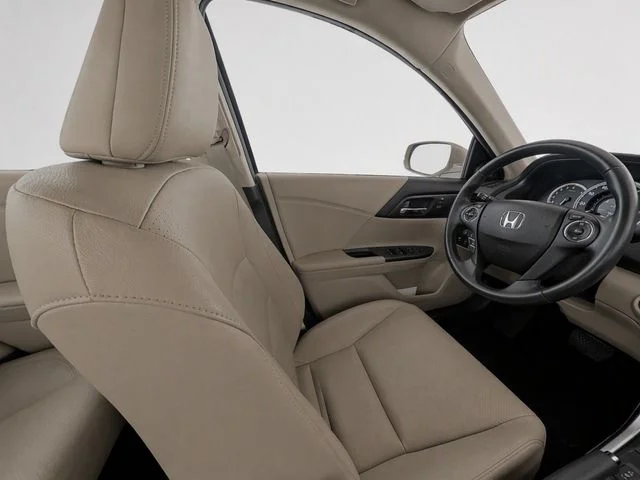 Used 2014 Champagne Frost Pearl Honda EX-L image 12