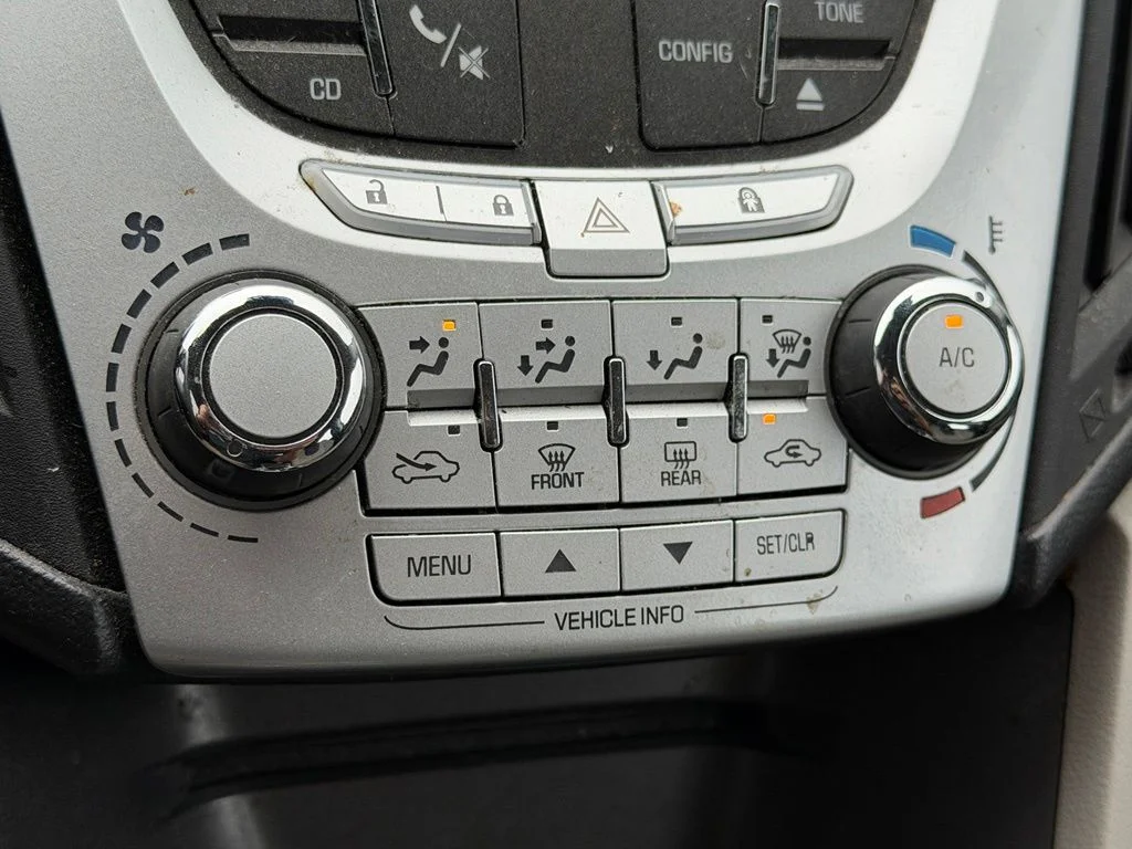 Used 2014 Gray Chevrolet LS image 26