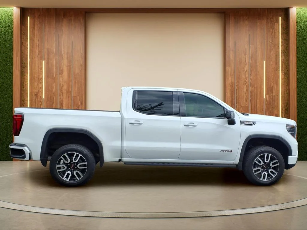 Certified Used 2022 White GMC AT4 image 35