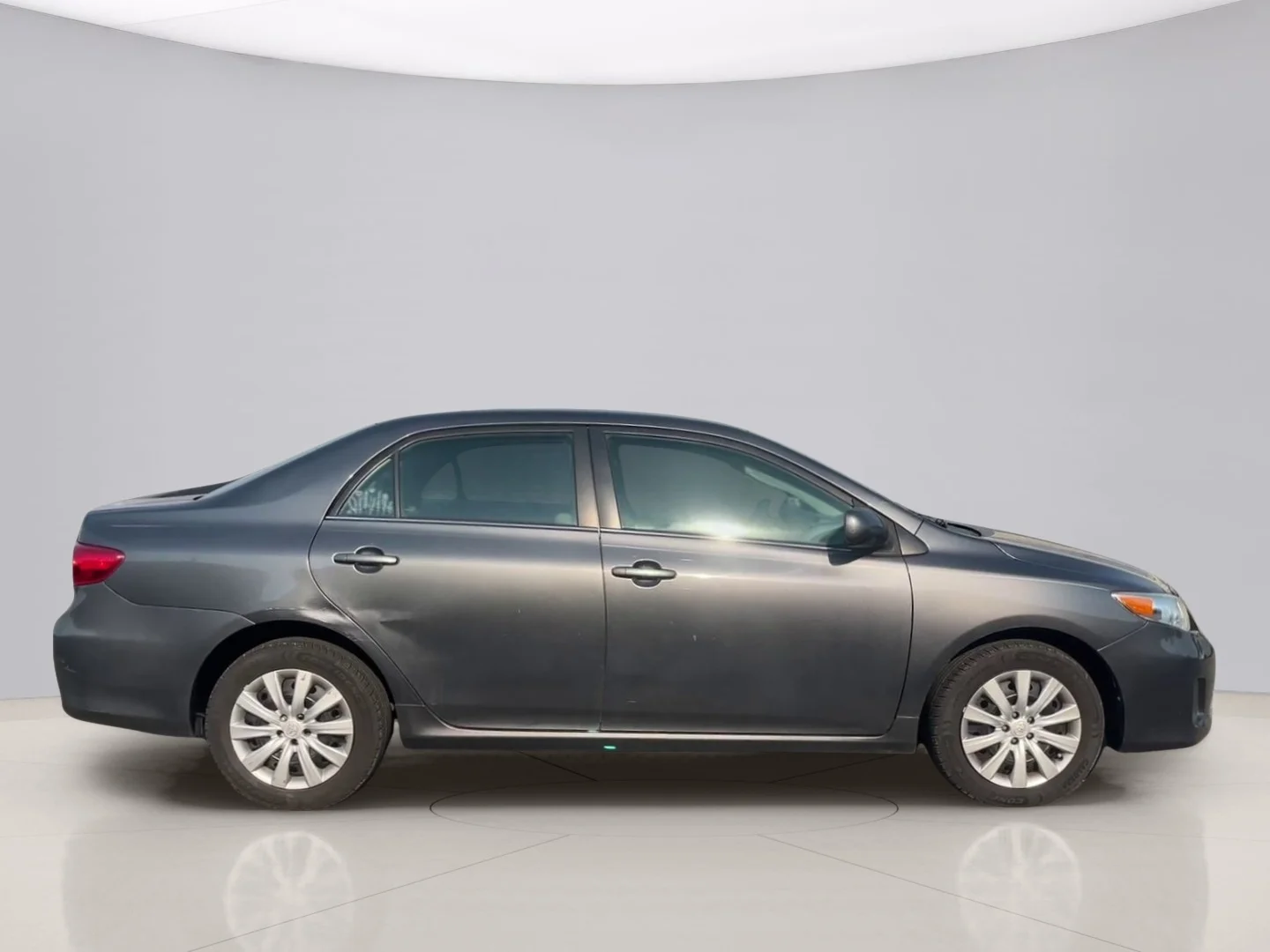 Used 2013 Gray Toyota L SEDAN image 7