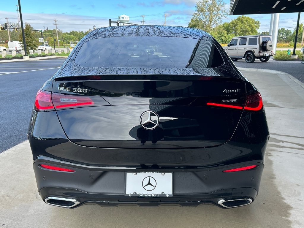New 2027 Black Mercedes-Benz GLC 300 image 6