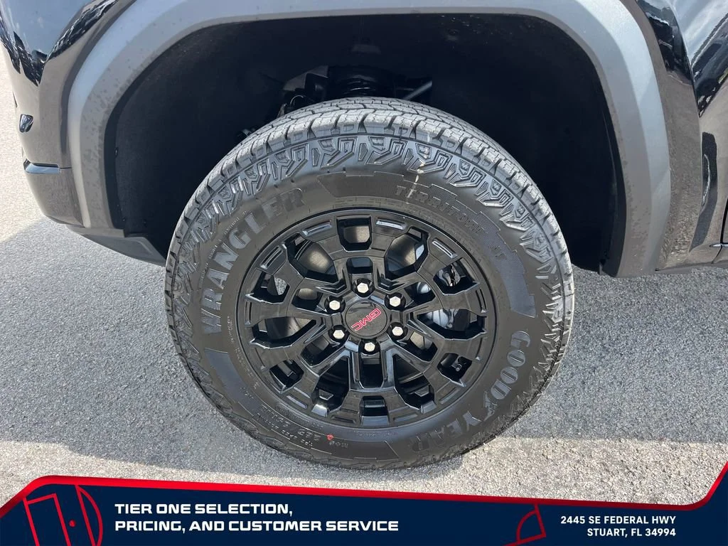 New 2026 Onyx Black GMC Elevation image 9