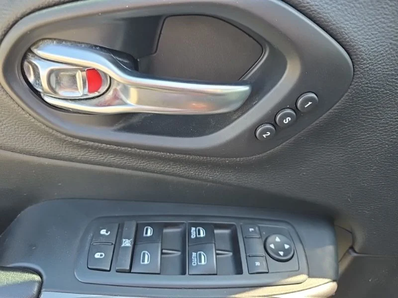 Used 2019 Red Jeep Limited image 24