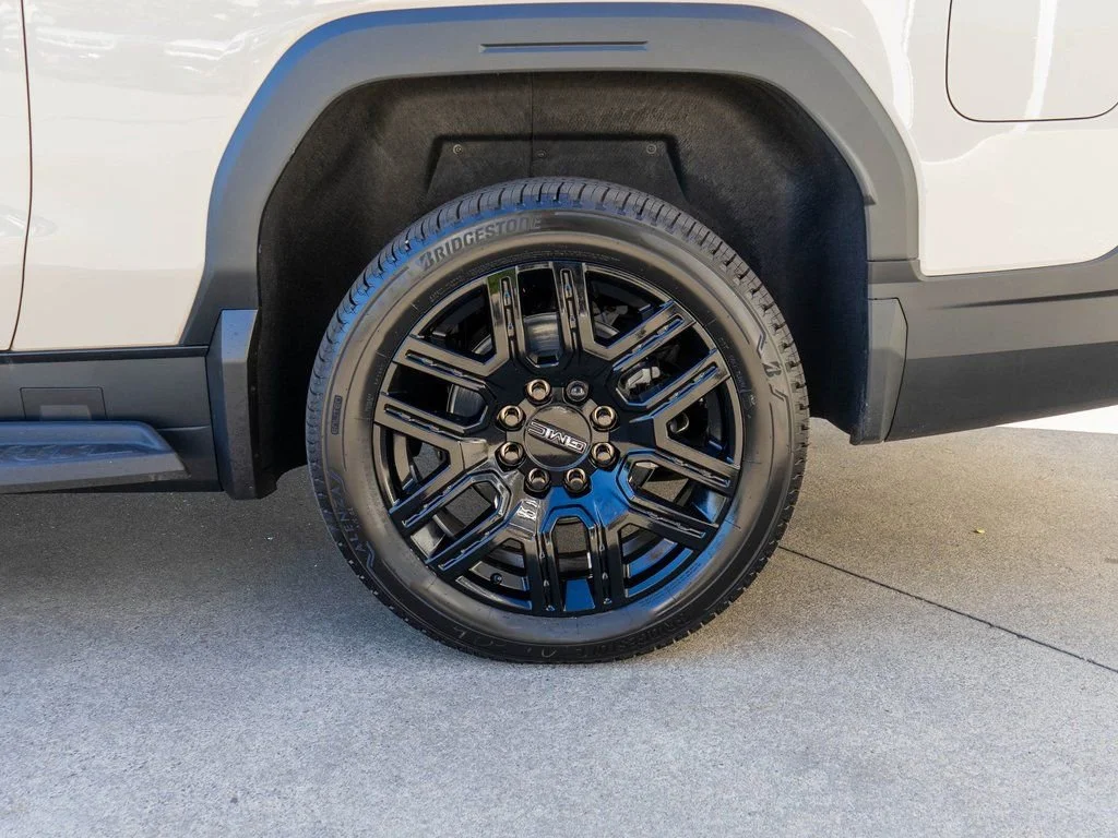 2026 GMC Sierra EV Elevation - Photo 28