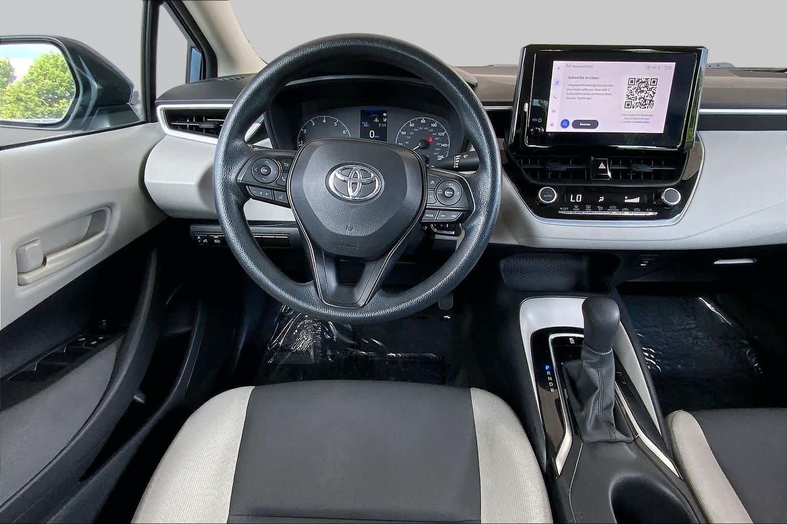 2024 Toyota Corolla LE - Photo 6