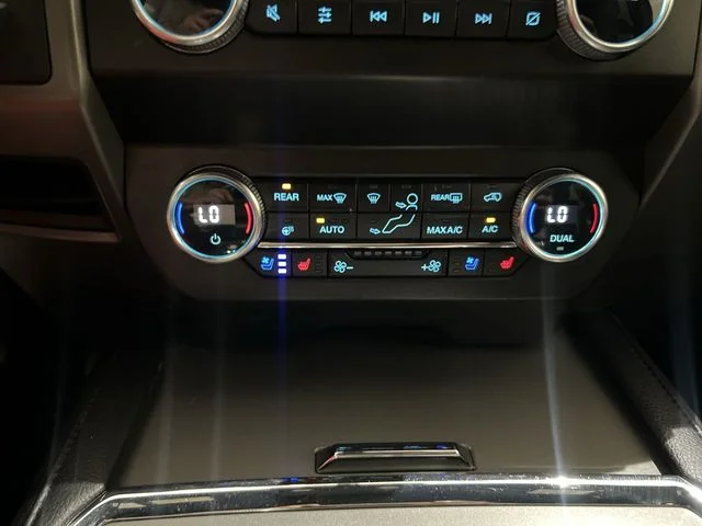Certified Used 2020 Blue Metallic Ford XLT image 17