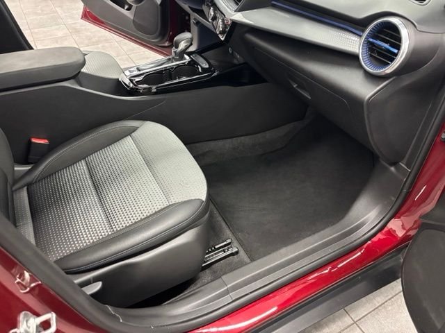 Used 2025 Red Chevrolet LT image 34