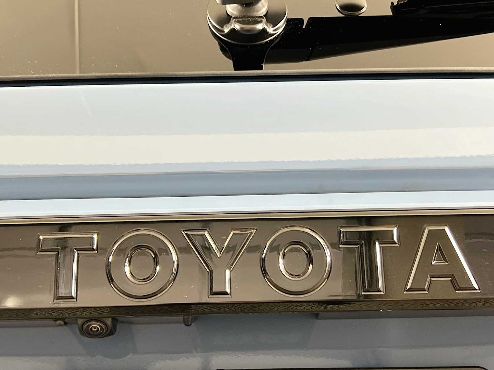 New 2027 Heritage Blue/Grayscape Toyota Land Cruiser image 19