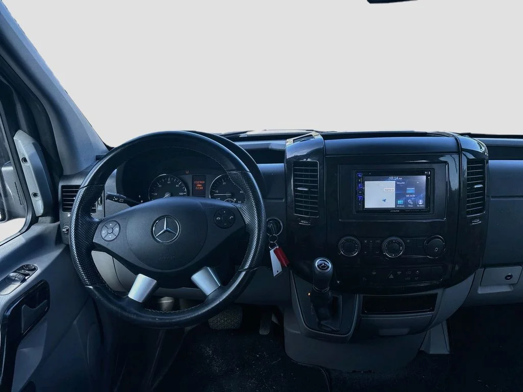 Used 2017 Gray Mercedes-Benz Passenger VAN image 22
