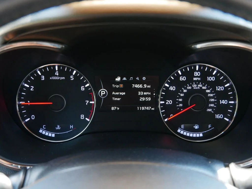 Certified Used 2018 Red Kia S image 22