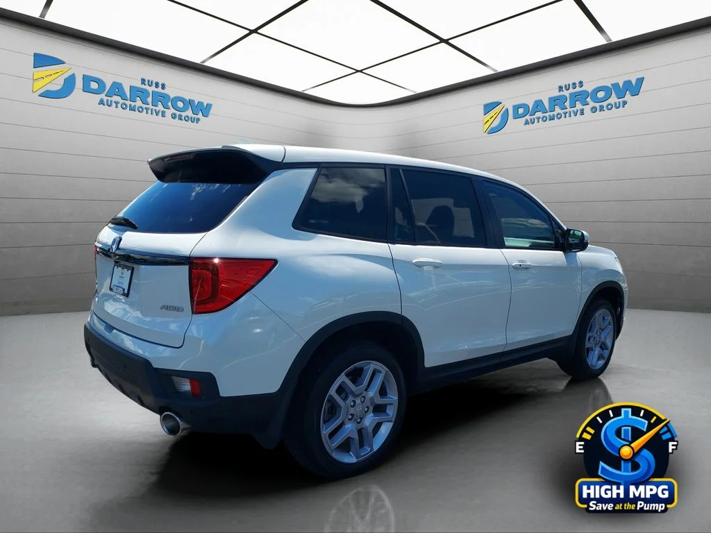 Certified Used 2025 Platinum White Pearl Honda AWD EX-L image 5