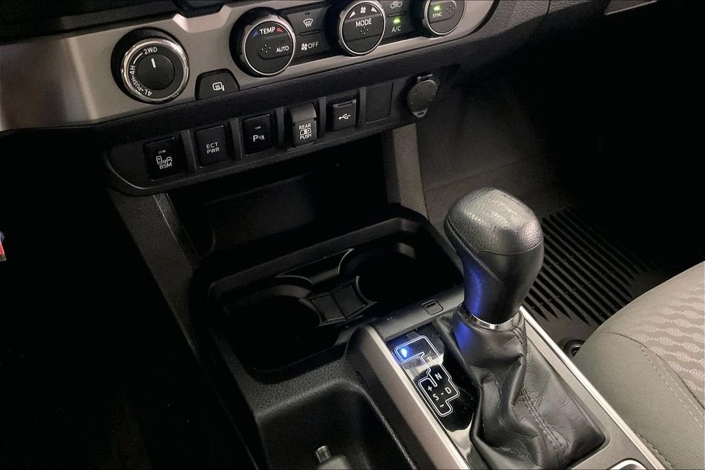 Used 2022 Gray Toyota SR5 image 37