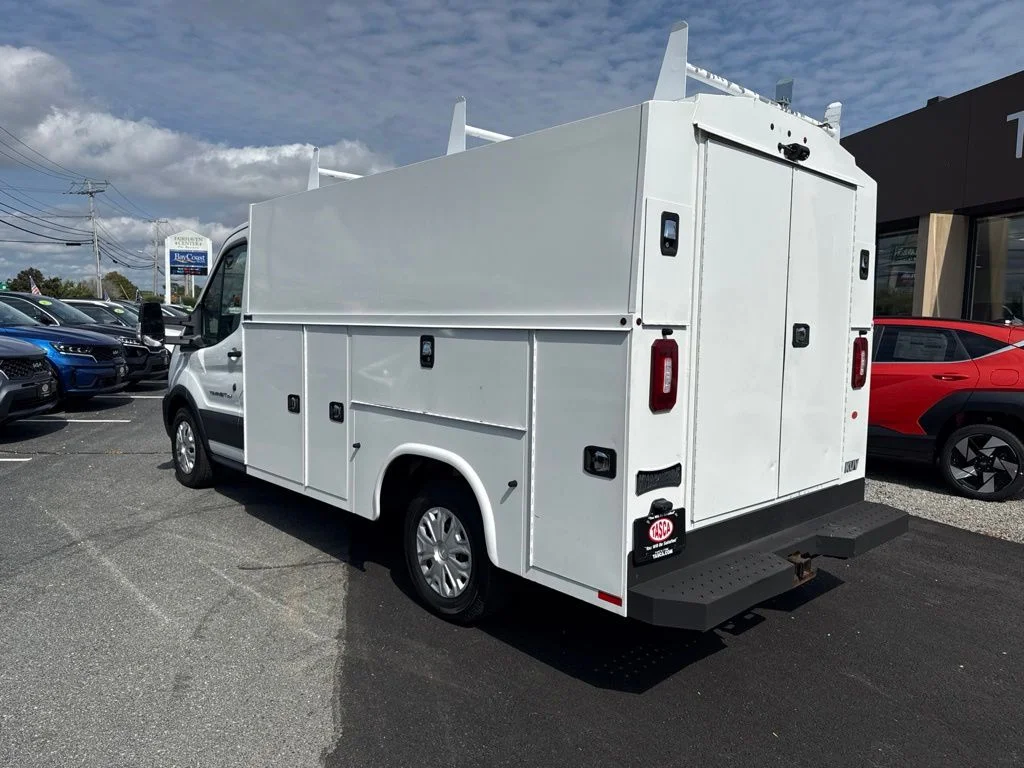 Used 2020 White Ford Base image 7